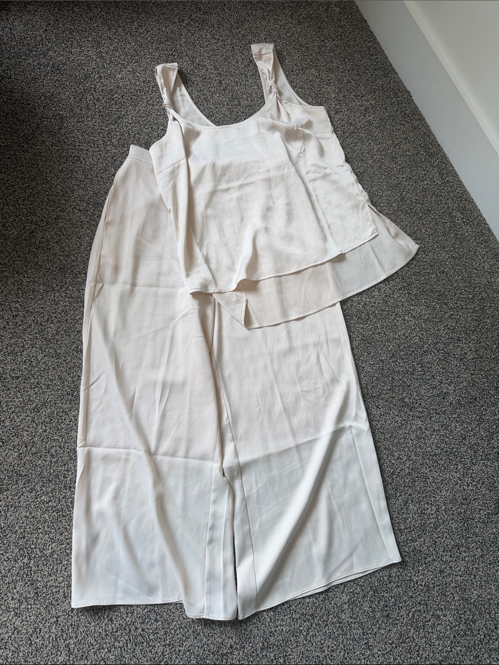 Sugarlips Soft Cream Knot-Detail Sleeveless Top And Cropped Wide Leg Pant Set